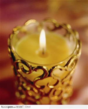 金色包边蜡烛