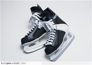 黑色高帮滑冰鞋01