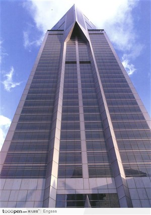 摩天大厦正面仰视图