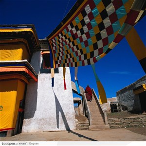 西藏城市的公建