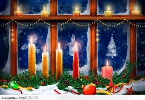 圣诞元素-精致圣诞夜木窗旁的圣诞蜡烛