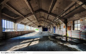 城市废墟-废弃的大片工厂内部