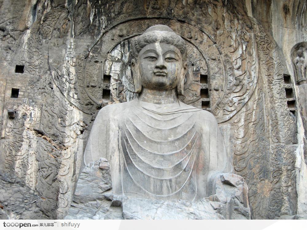 龙门石窟中的佛像