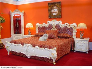 宫庭古典风格卧室