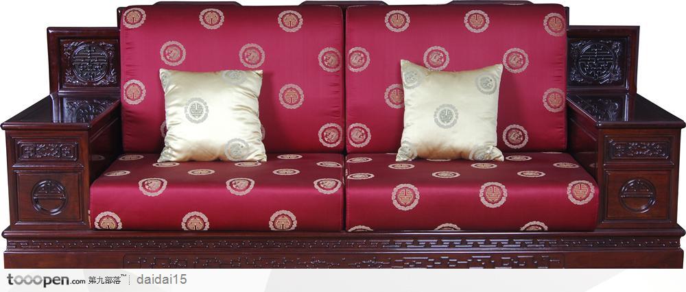 中华传统工艺品-红色的沙发