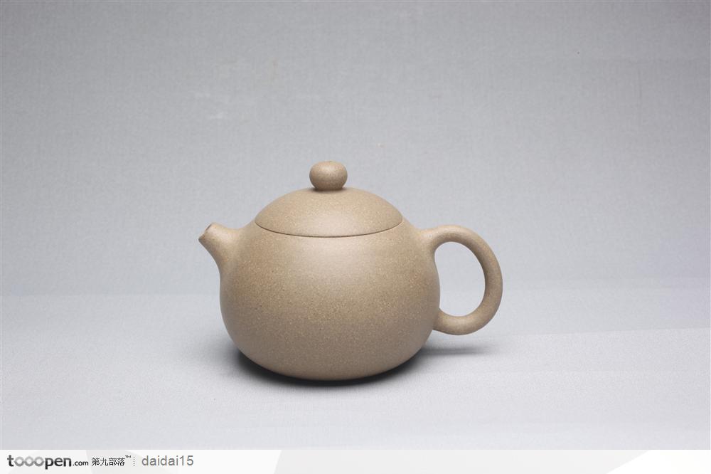 中华传统茶具-小巧的紫砂壶