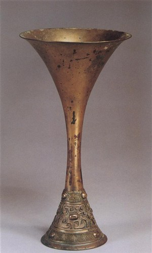 漂亮的青铜器酒杯