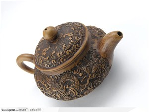 中华传统文化-雕刻龙的紫砂壶