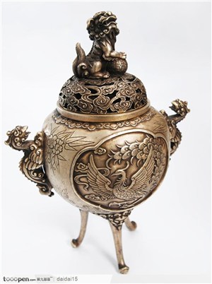 中华传统银质的香炉