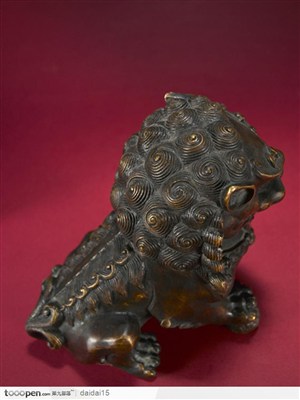 中国传统青铜器 狮子