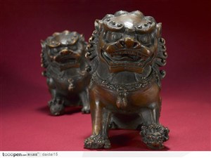 中国传统工艺青铜器 狮子对狮