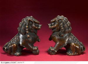 中国古代青铜器 对狮狮子