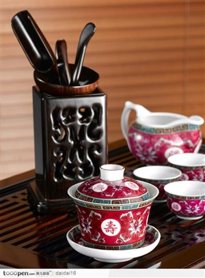 中华传统工艺-红色茶具