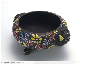 中华传统工艺品-彩色花纹的茶罐