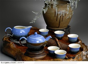 中华传统工艺品-蓝色茶具
