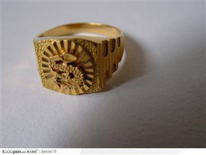 传统工艺-黄金戒指