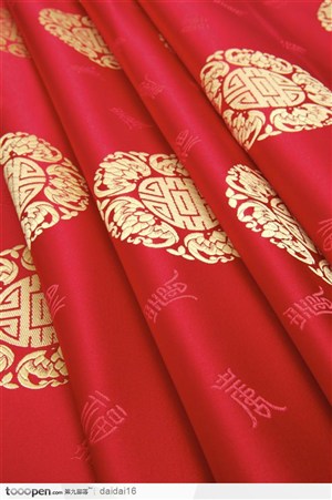 中华传统花纹-圆形的唐装花纹