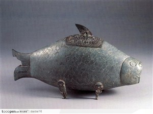 中华传统-精美的青铜器鲤鱼