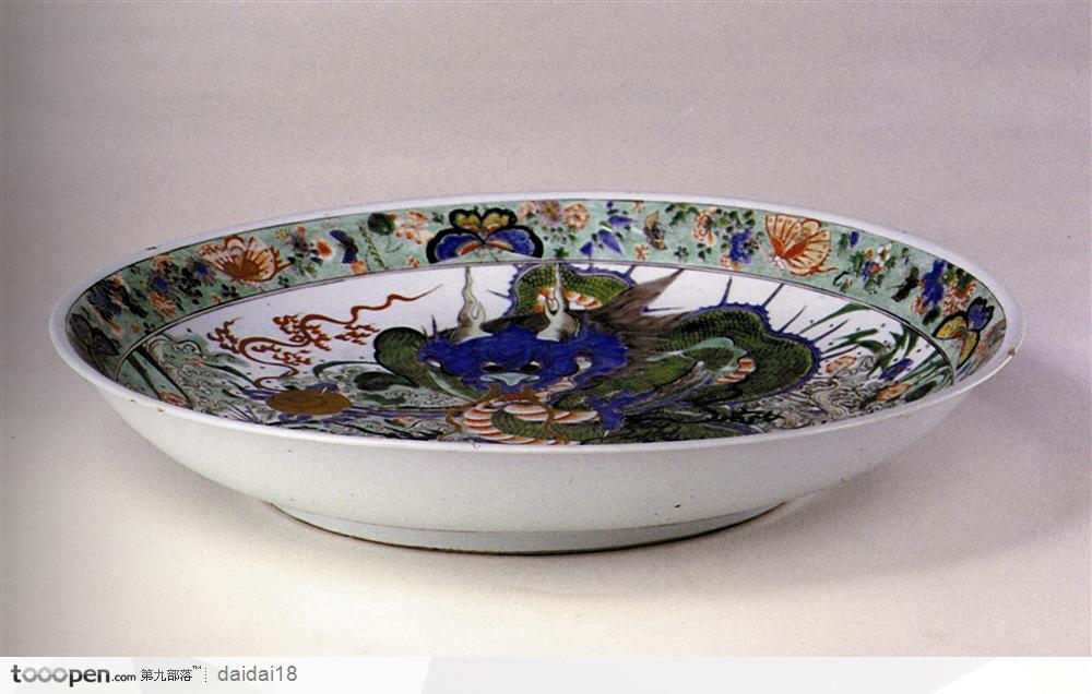 中华传统瓷器-青龙纹盘子