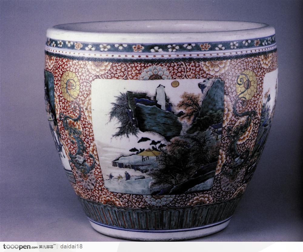 中华传统瓷器-山水画花纹的瓷罐