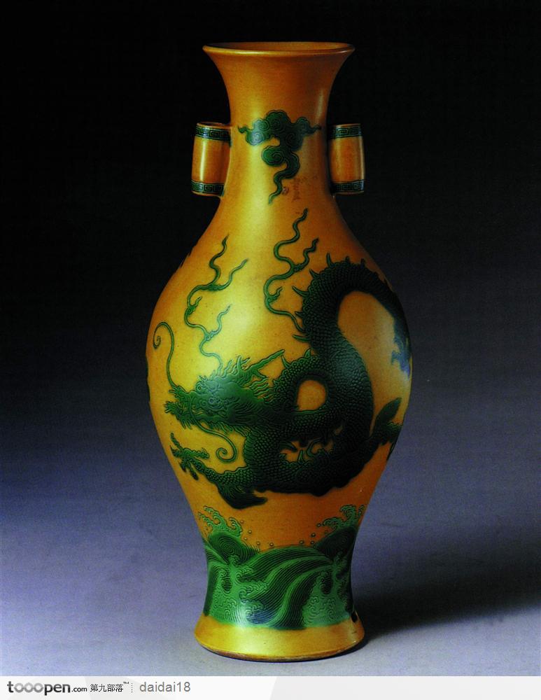 中华传统瓷器-精美的青龙花纹花瓶
