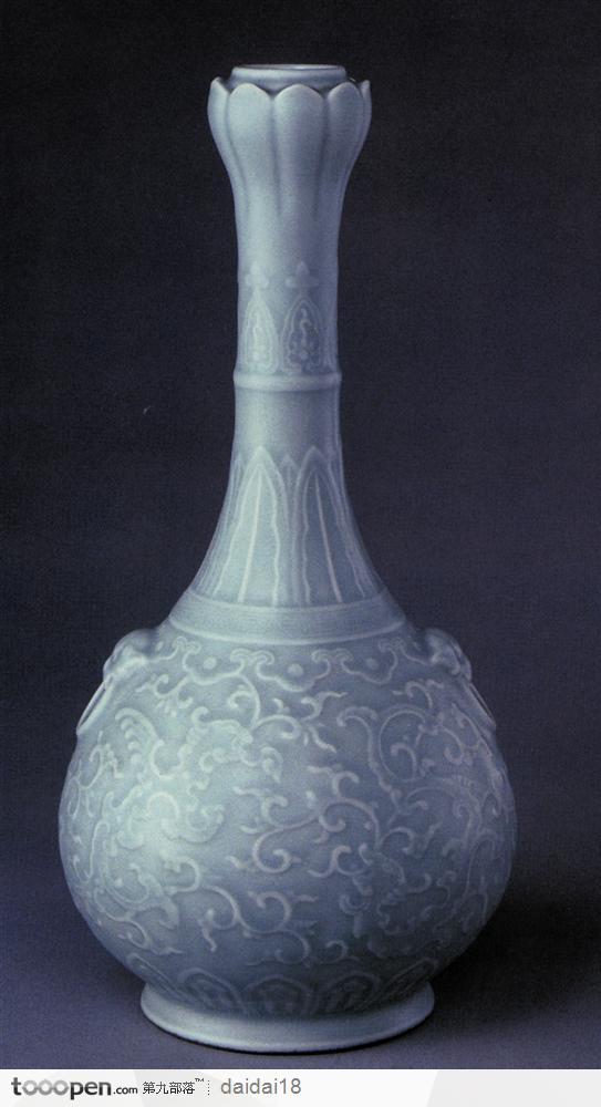 中华传统-精美的青色花瓶