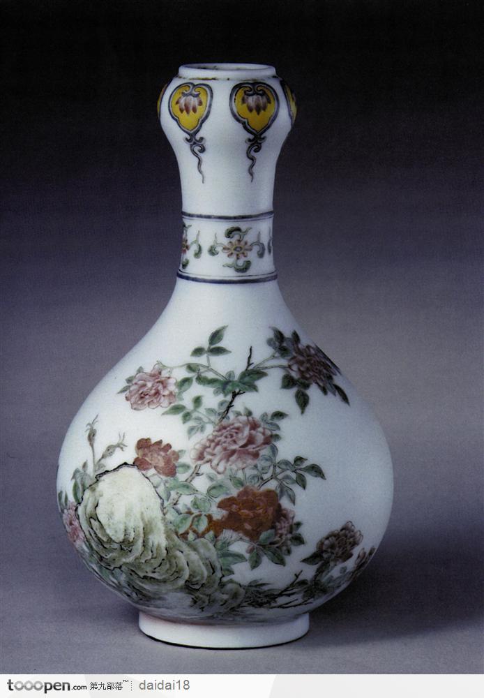 中华传统-牡丹花纹花瓶