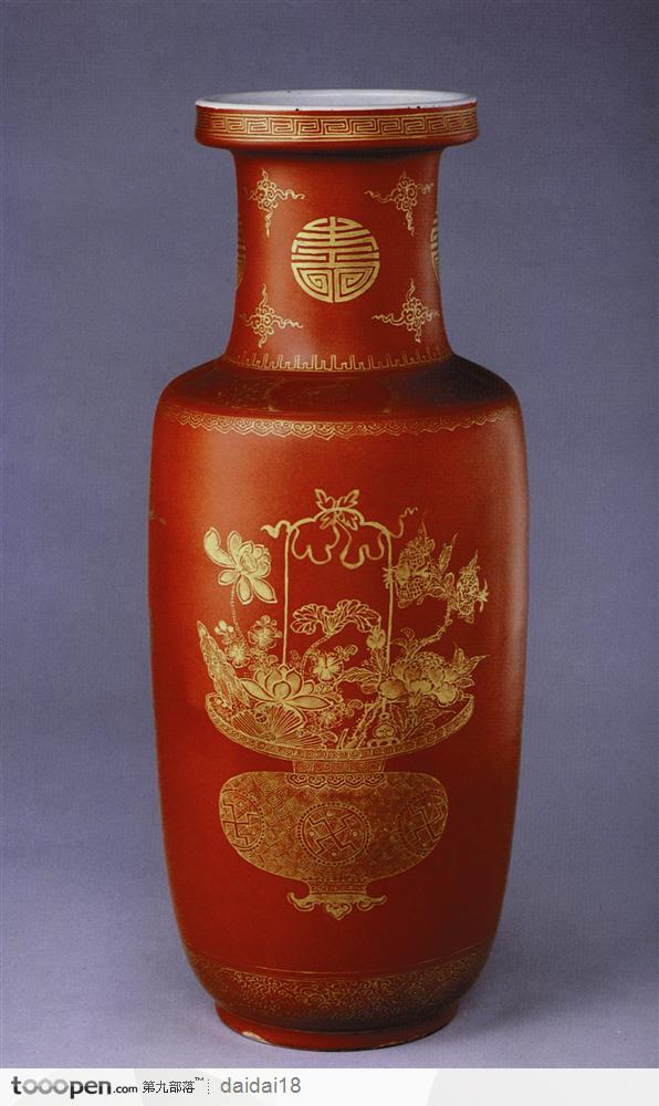 中华传统-中国红花瓶