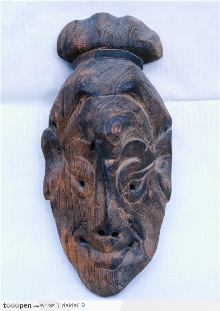 传统工艺-木雕人脸