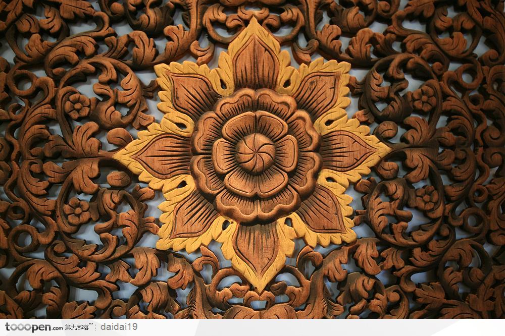 中国古代门窗艺术-牡丹花