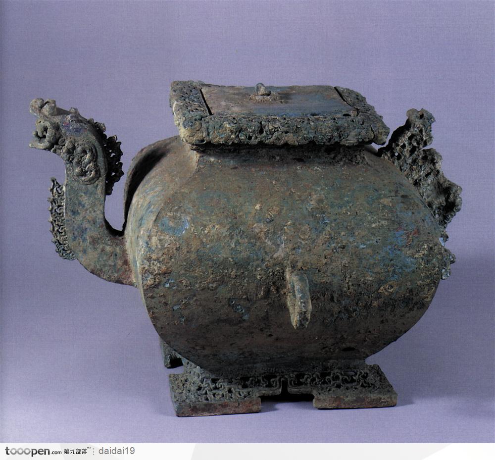 中华传统-古老的青铜酒壶