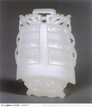 中华传统工艺-白色的钟玉器