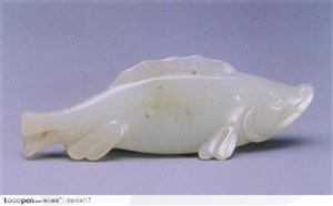 传统工艺-雕刻精美的鲤鱼