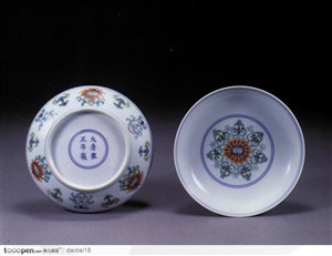 中华传统瓷器-竖立起来的碗