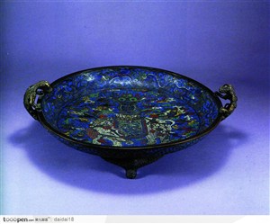 中华传统瓷器-双兽耳的蓝色盆子