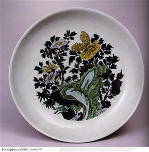 中华传统-菊花花纹盘子