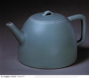 中华传统-墨绿色的茶壶