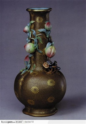 传统工艺-金色的花瓶桃子花瓶
