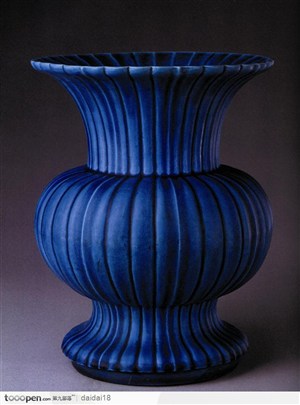 中华传统瓷器-蓝色瓣状花屏