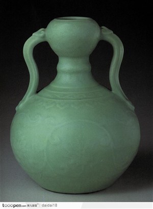 中华传统瓷器-双耳浅绿色花瓶