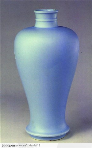 中华传统瓷器-青色的花瓶