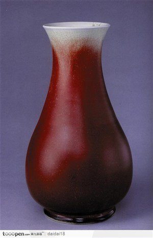 中华传统工艺-暗红色水滴状花瓶