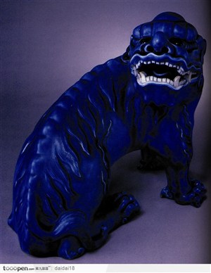 中华传统工艺-精美的青的狮子