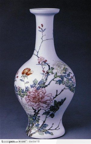 中华传统工艺-牡丹花纹的花瓶