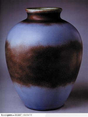 中华传统工艺-双色相交花纹花瓶