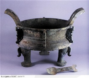 传统工艺品-古老的三足食器鼎
