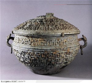 传统青铜器-雕刻精美的青铜食器