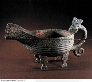 中华传统青铜器-兽尾青铜酒杯