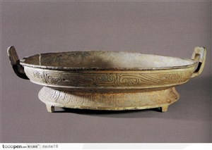中华传统工艺-褐色的青铜盘