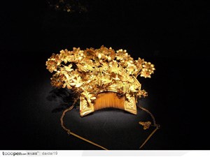 传统工艺-黄金头冠